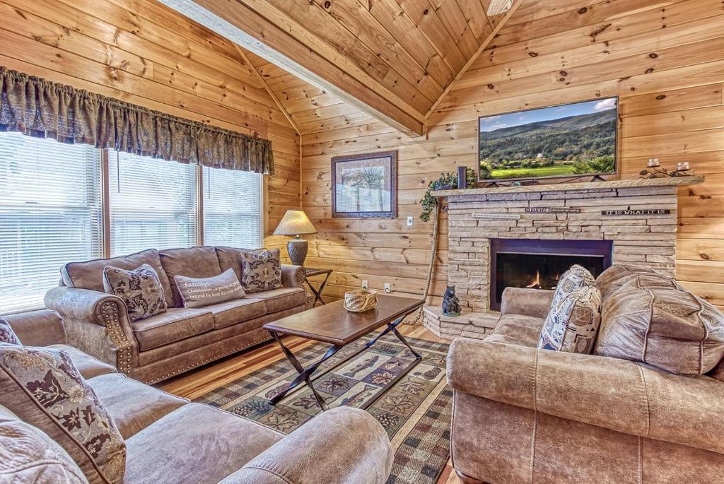 Вилла Smoky Mountain Gem Гатлинбург Экстерьер фото